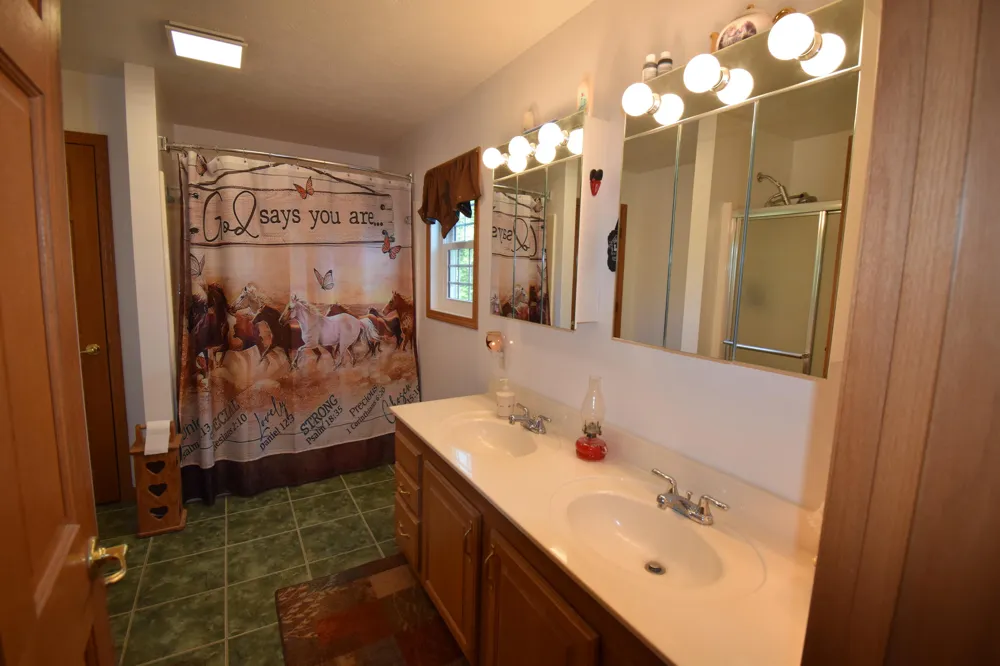 47944 County Road 673 Lawrence, MI 49064