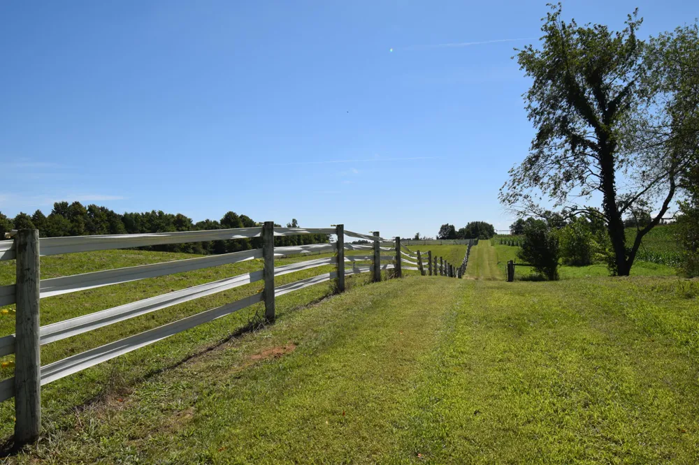 47944 County Road 673 Lawrence, MI 49064