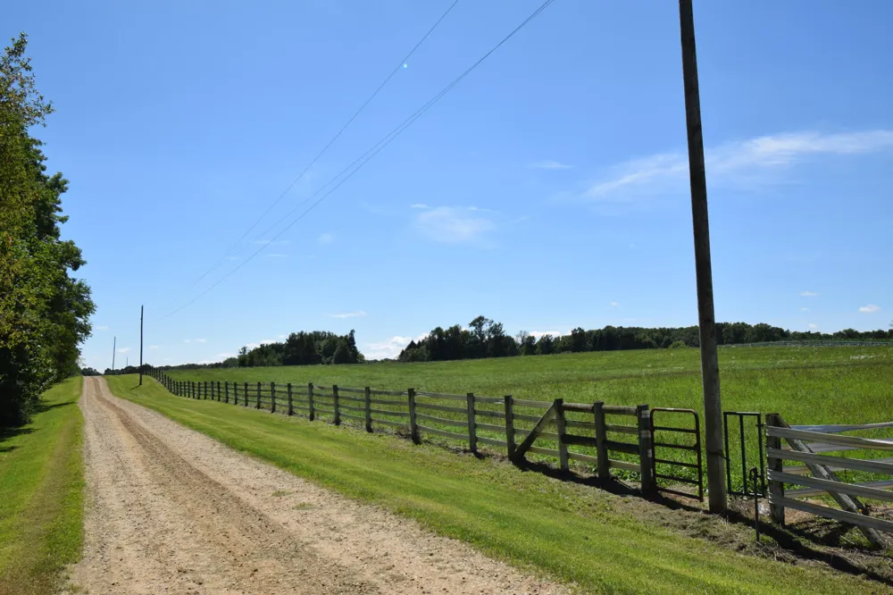47944 County Road 673 Lawrence, MI 49064