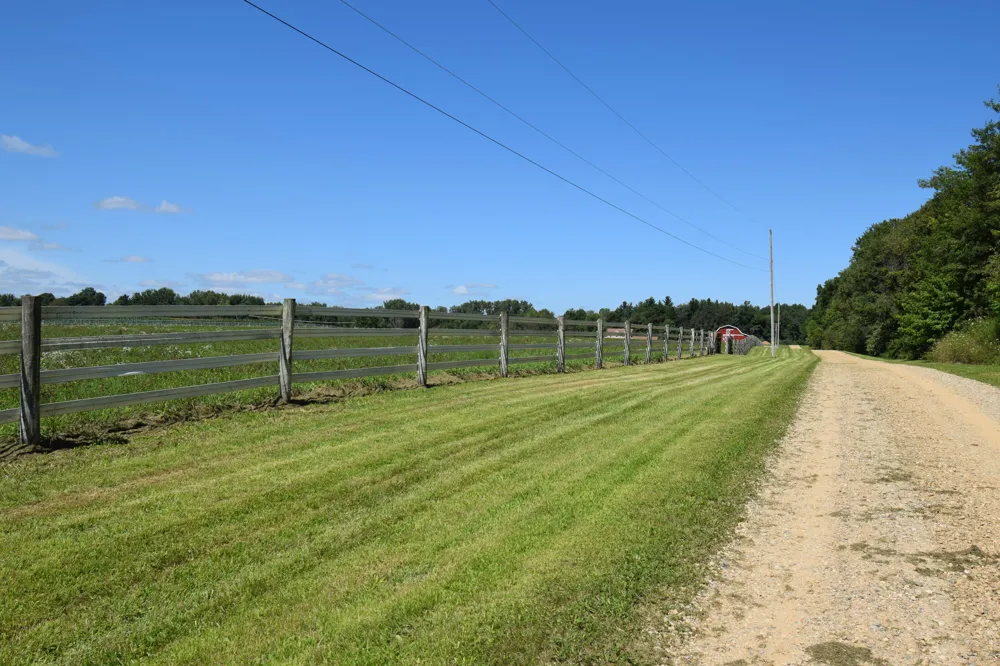 47944 County Road 673 Lawrence, MI 49064