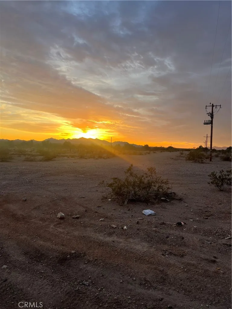 Road Vidal, CA 92280