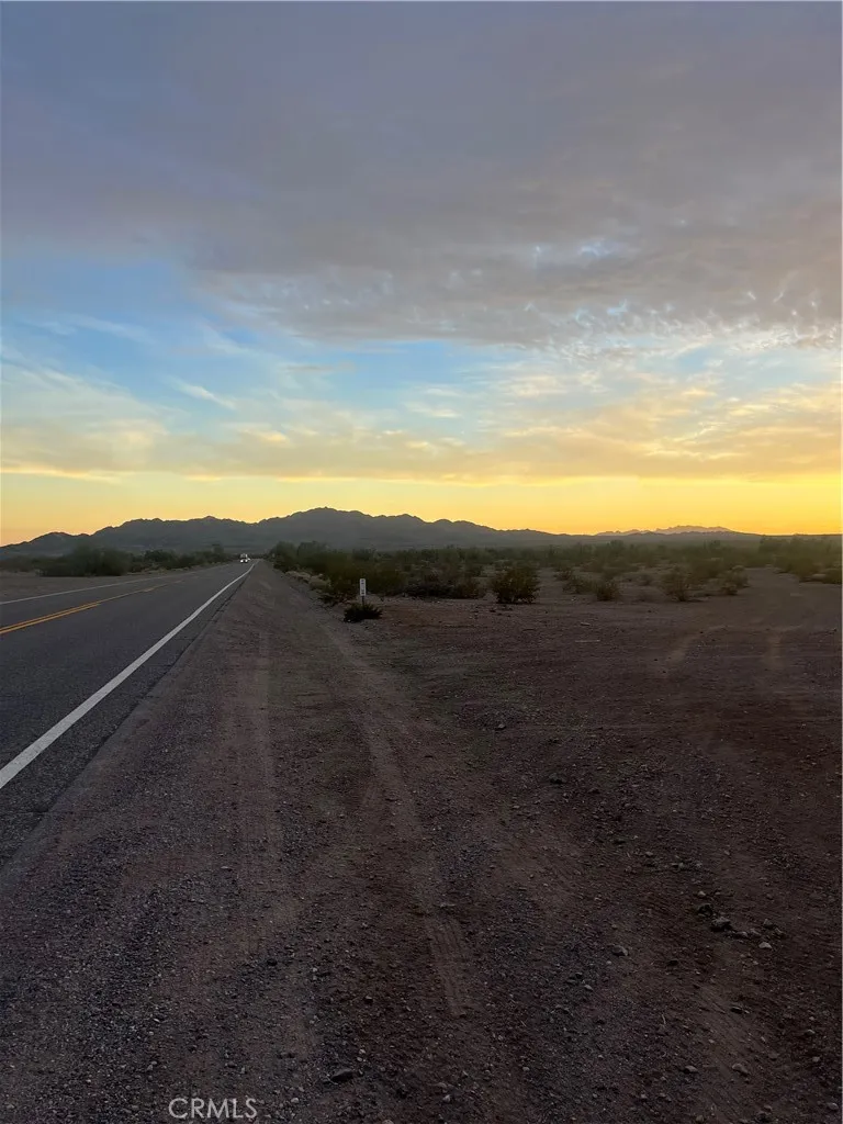 Road Vidal, CA 92280