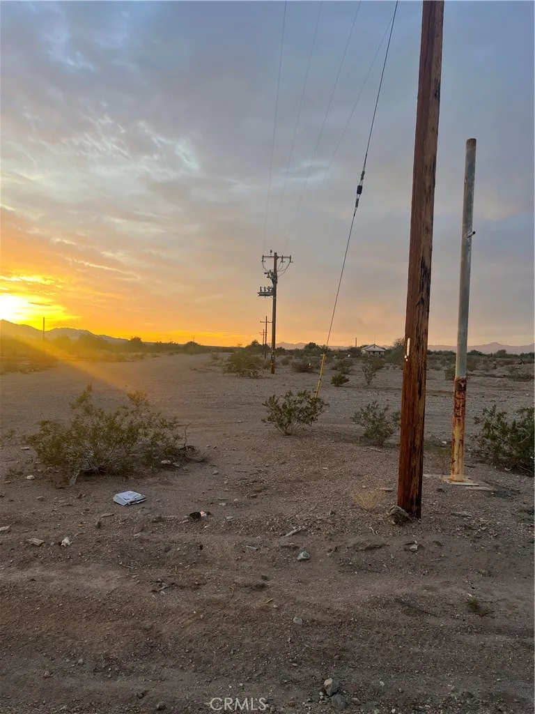 Road Vidal, CA 92280