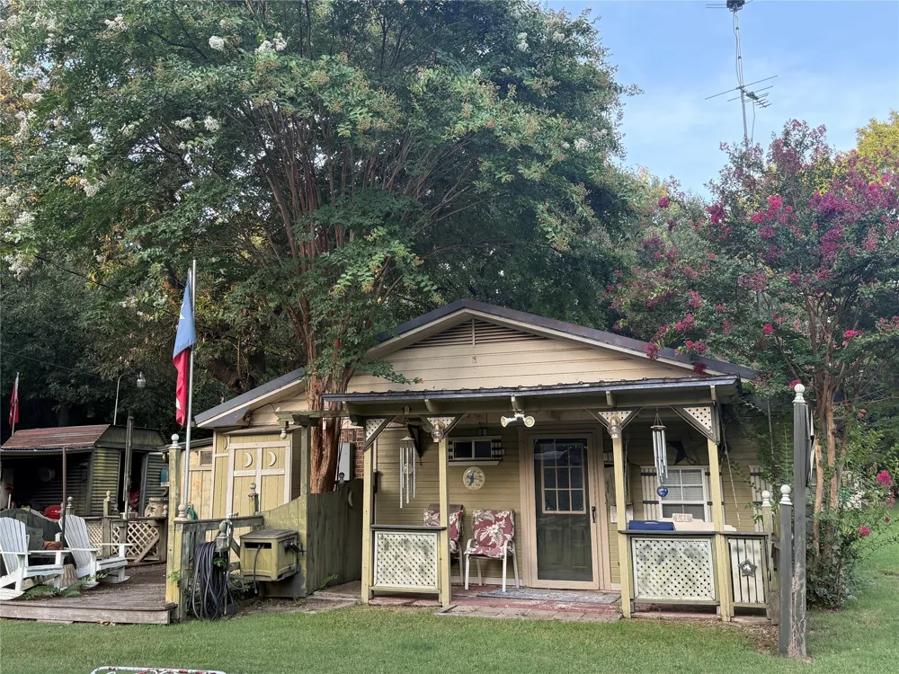 412 S Birch Van, TX 75790