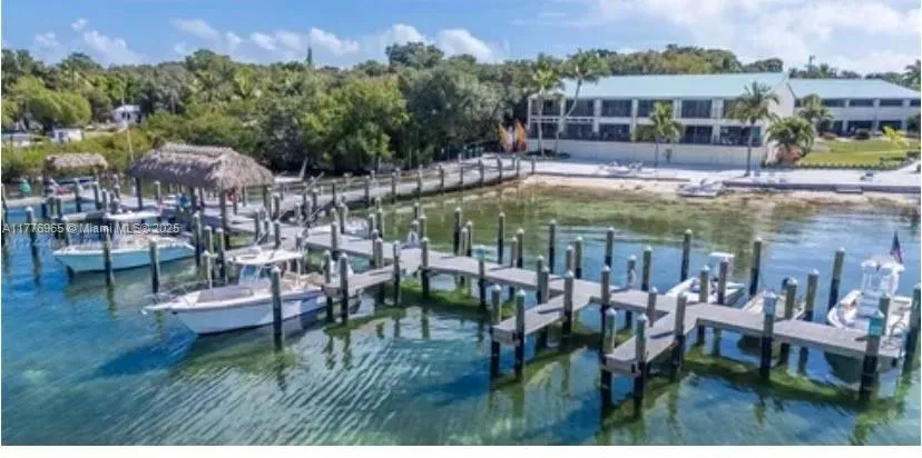 87200 Overseas Highway #F1 Plantation Key, FL 33036
