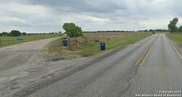 800 Rohlf Road Seguin, TX 78155