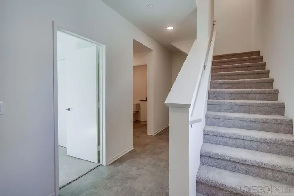 5305 Seacliff Place #1 San Diego, CA 92154
