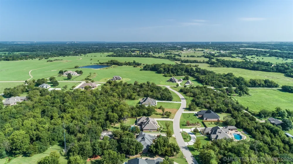 3967 ROAD Bartlesville, OK 74006