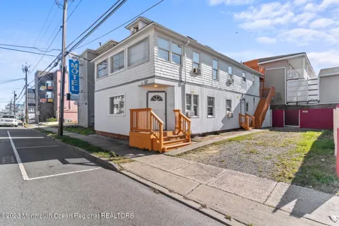 57 Dupont
