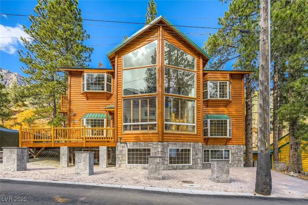 4458 Yellow Pine Avenue Mount Charleston, NV 89124