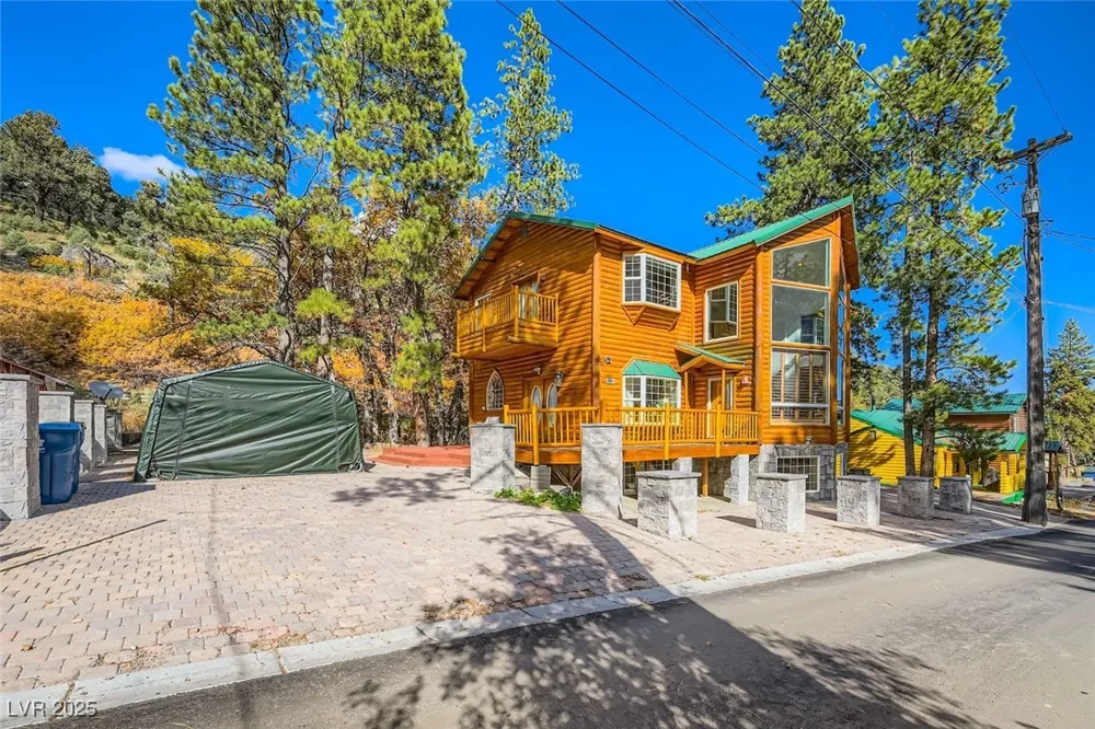 4458 Yellow Pine Avenue Mount Charleston, NV 89124
