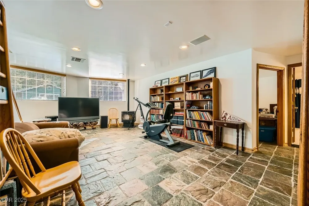 4458 Yellow Pine Avenue Mount Charleston, NV 89124