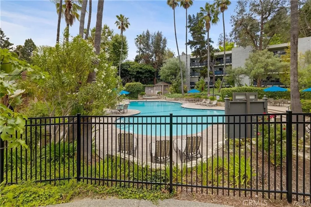3605 W Hidden Lane #309 Rolling Hills Estates, CA 90274