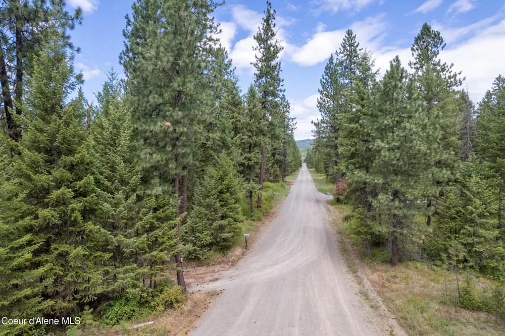 512 Everett Huff Road Oldtown, ID 83822