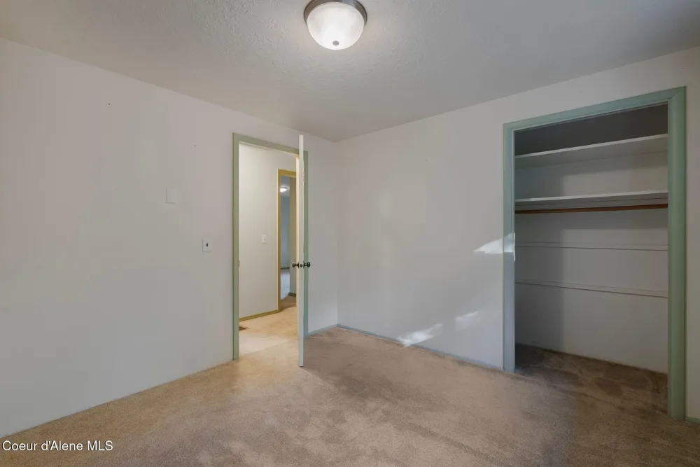 55 Trotter Lane Sandpoint, ID 83864