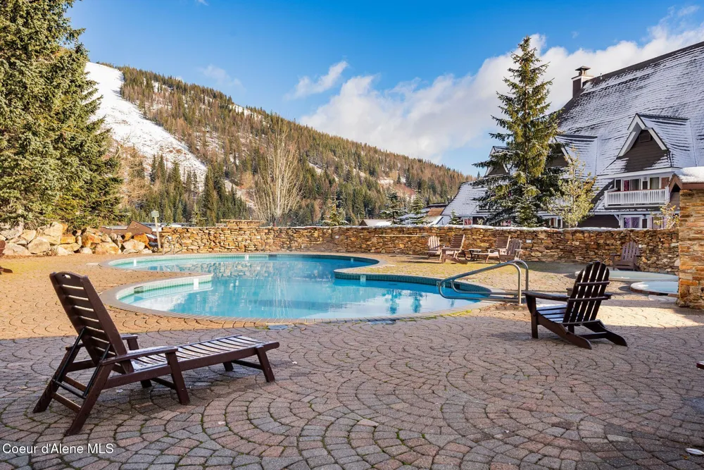 72 Great Escape Rd #409/411 Sandpoint, ID 83864