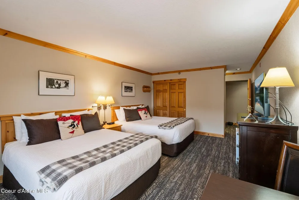 72 Great Escape Rd #409/411 Sandpoint, ID 83864