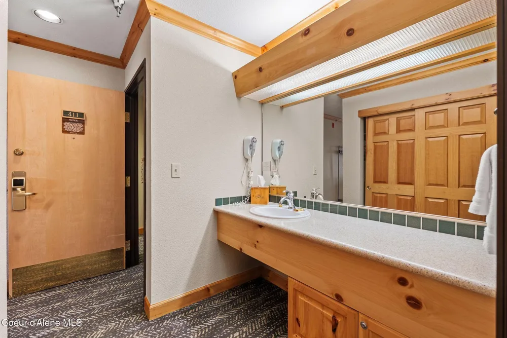 72 Great Escape Rd #409/411 Sandpoint, ID 83864