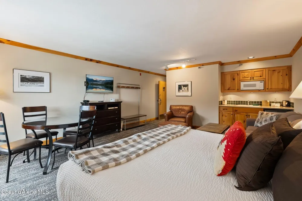 72 Great Escape Rd #409/411 Sandpoint, ID 83864