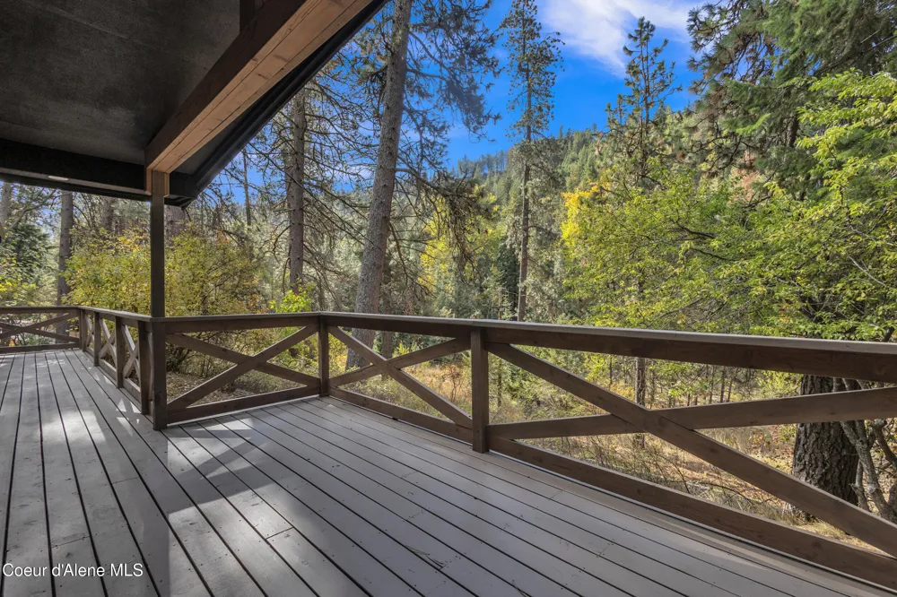 42820 S Highway 97 Harrison, ID 83833