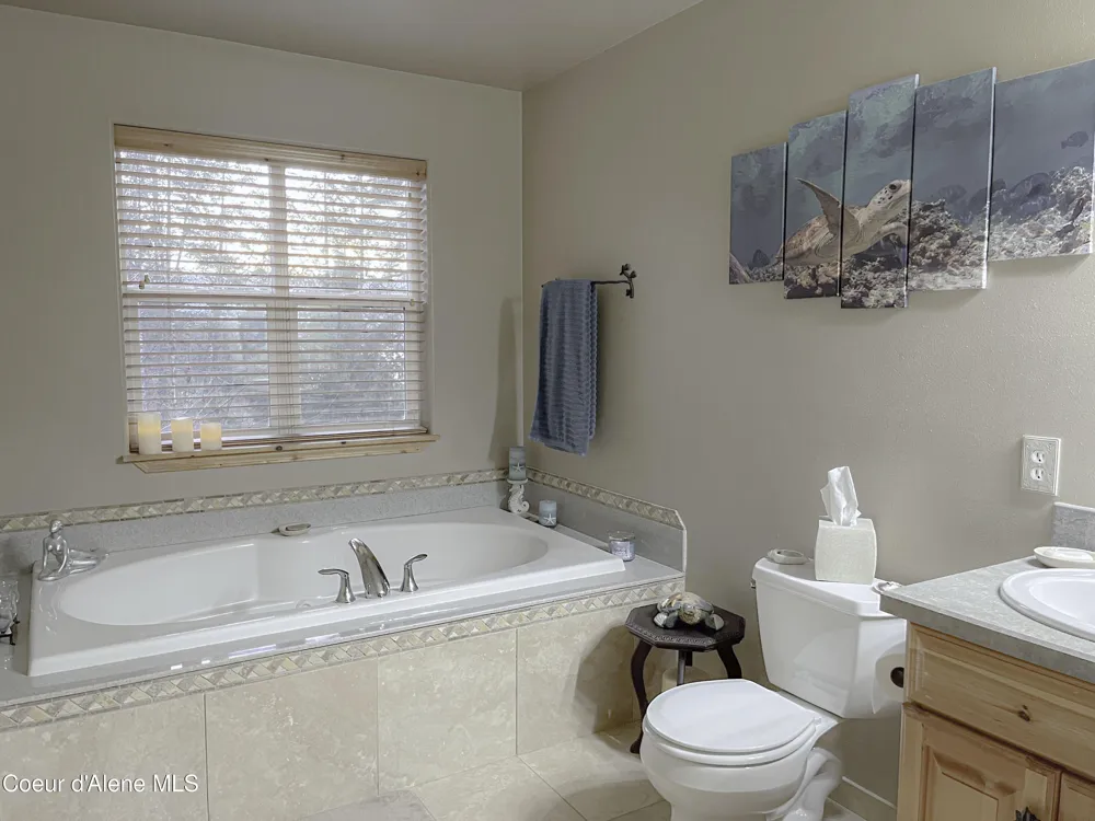 314 Overlake View Road Cocolalla, ID 83813