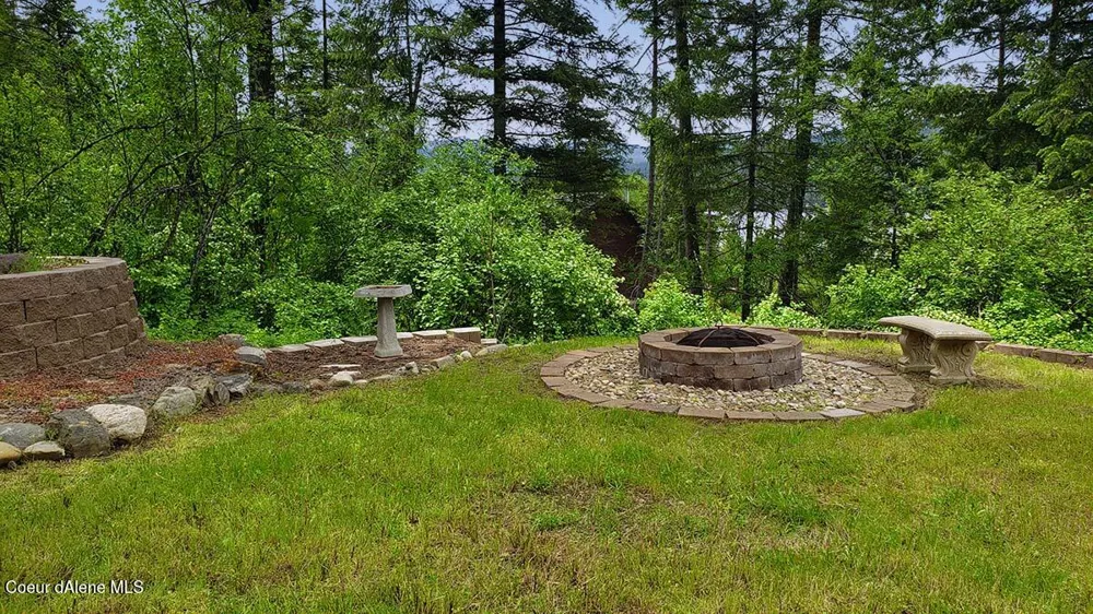 314 Overlake View Road Cocolalla, ID 83813