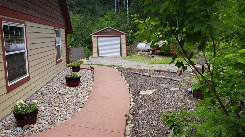 314 Overlake View Road Cocolalla, ID 83813