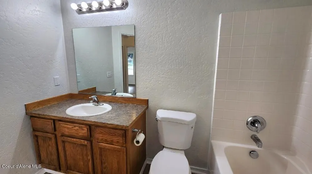 340 S 3rd St. Maries, ID 83861