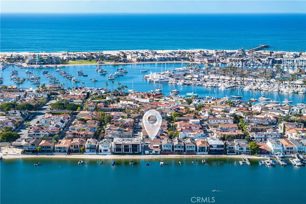 318 Via Lido Nord Newport Beach, CA 92663