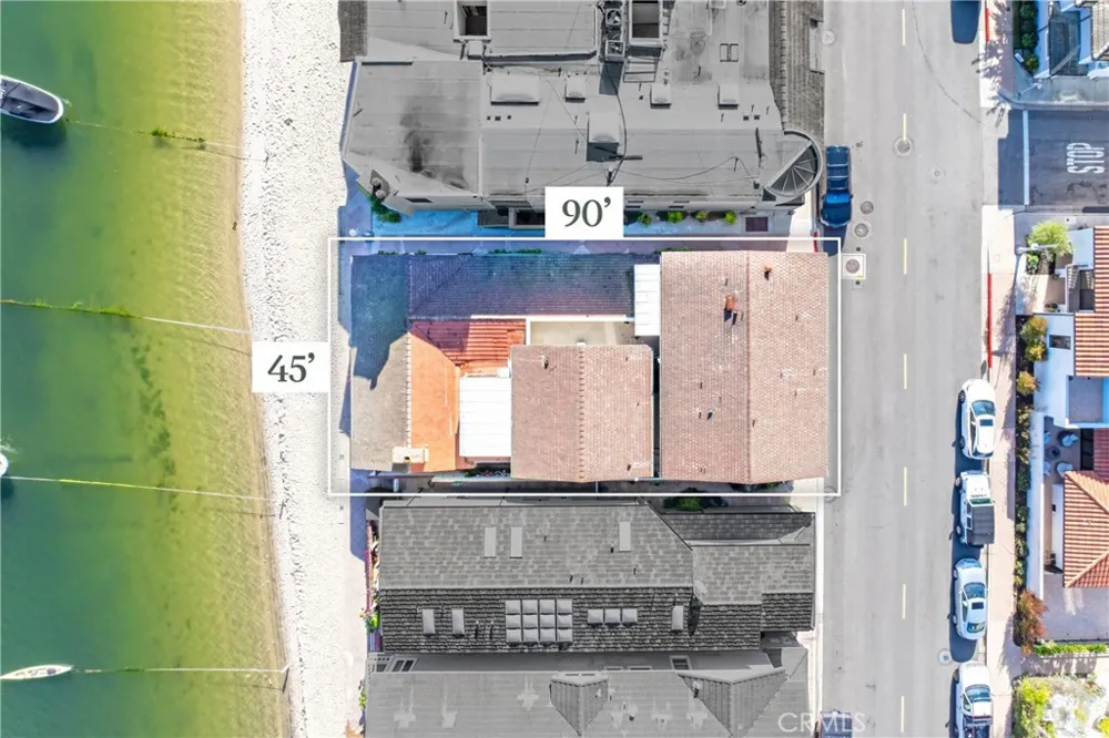 318 Via Lido Nord Newport Beach, CA 92663