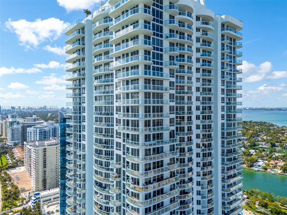6365 Collins Ave #3801 Miami Beach, FL 33141