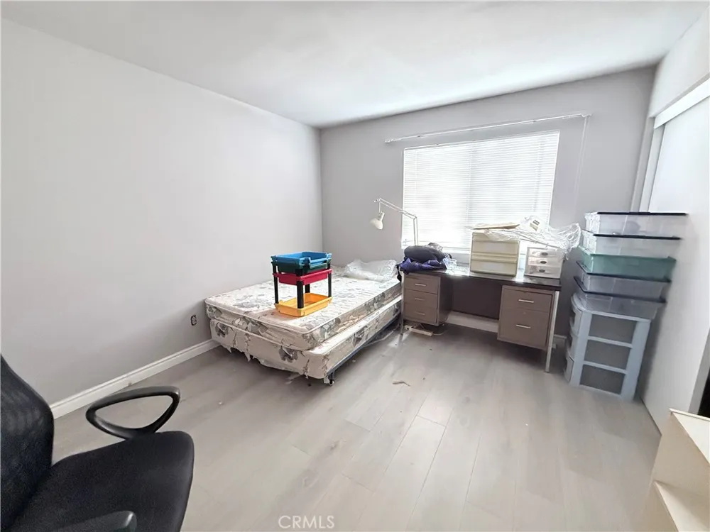 13721 Los Angeles Baldwin Park, CA 91706