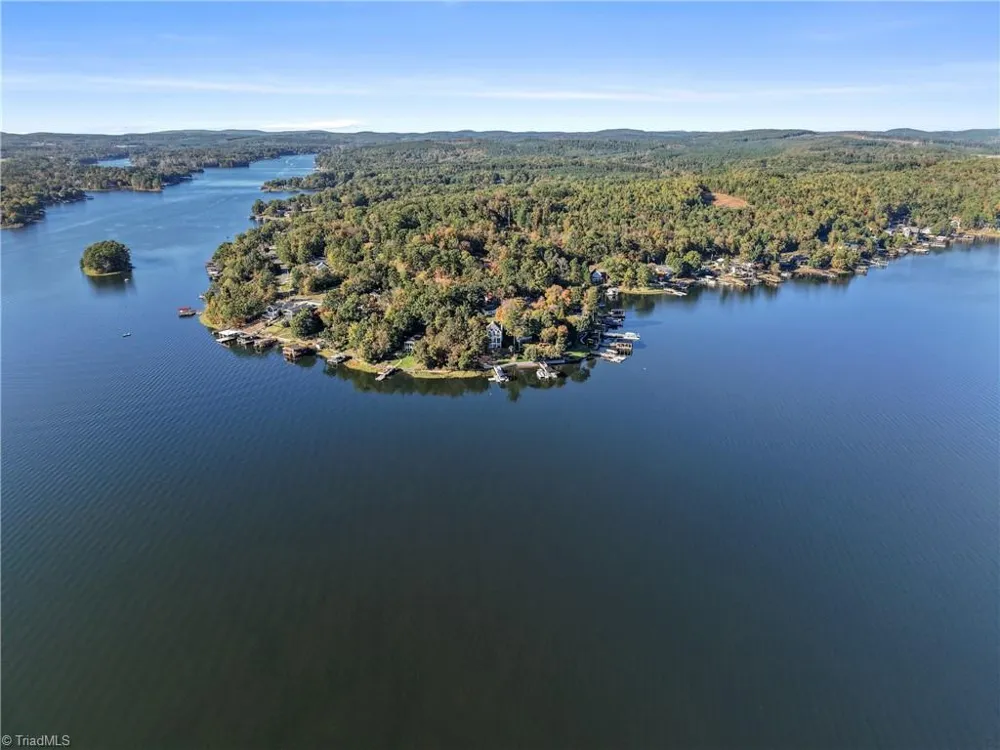 348 Shoreline Road New London, NC 28127