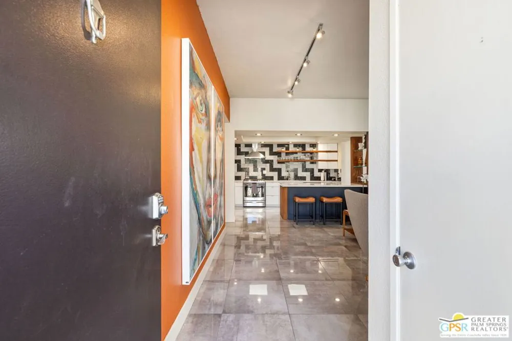 427 Calle Rolph Palm Springs, CA 92262