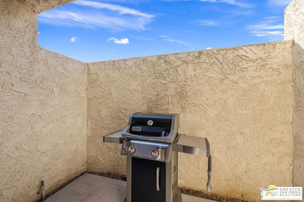 427 Calle Rolph Palm Springs, CA 92262