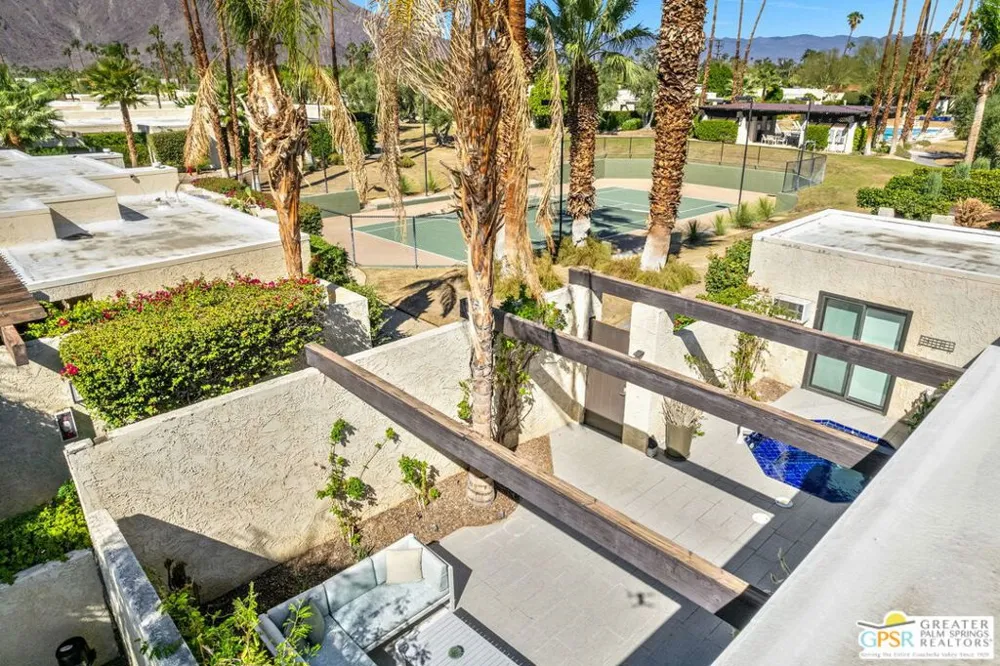 427 Calle Rolph Palm Springs, CA 92262