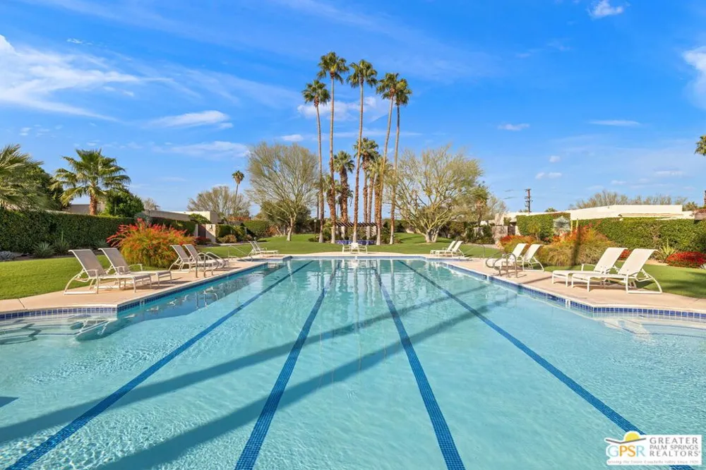427 Calle Rolph Palm Springs, CA 92262