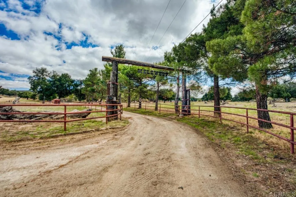 1088 Shasta Way Boulevard, CA 91905