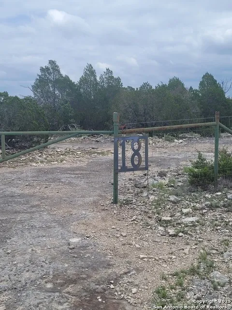 LOT 5 Hwy 377 Rocksprings, TX 78880