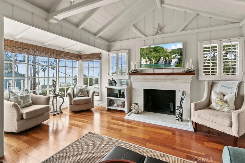 31922 Virginia Way Laguna Beach, CA 92651