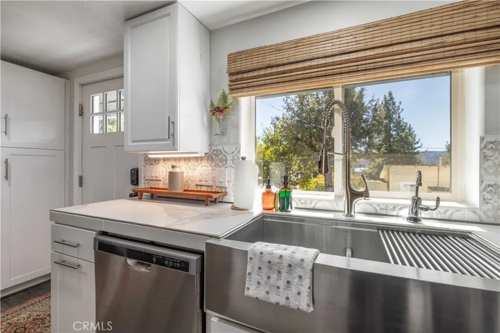 39470 North Shore Fawnskin, CA 92333