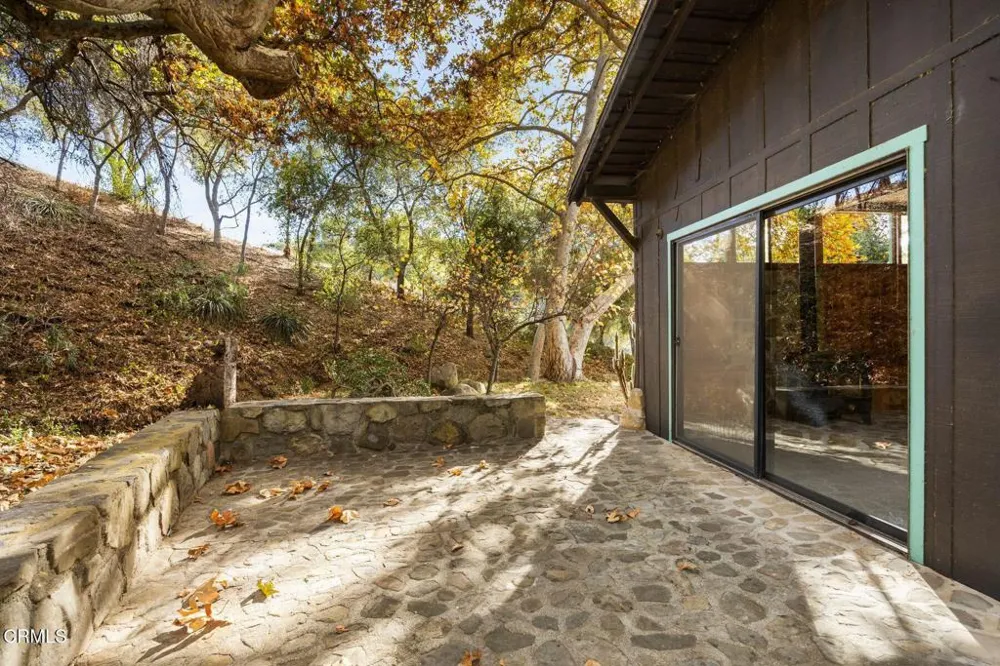 2250 Hermitage Road Ojai, CA 93023