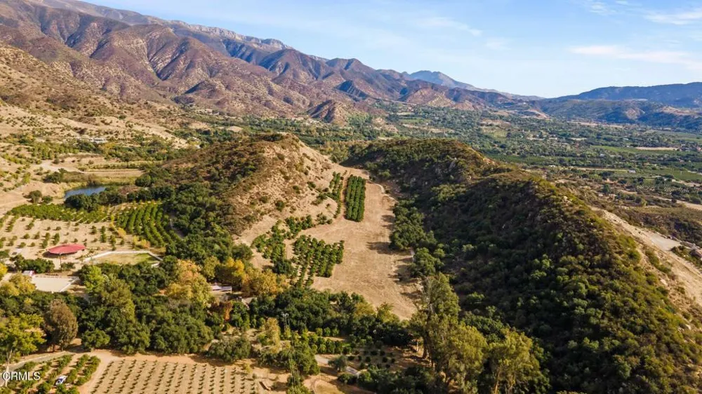 2250 Hermitage Road Ojai, CA 93023