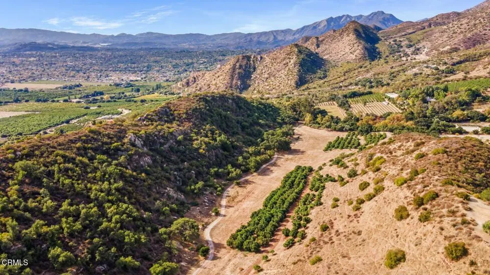 2250 Hermitage Road Ojai, CA 93023