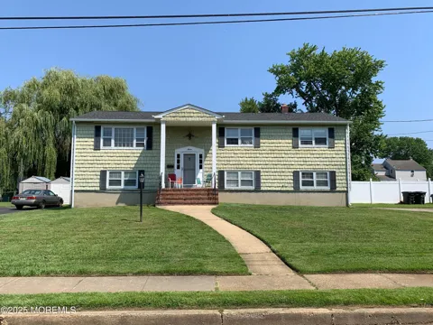 7 Elinore Avenue