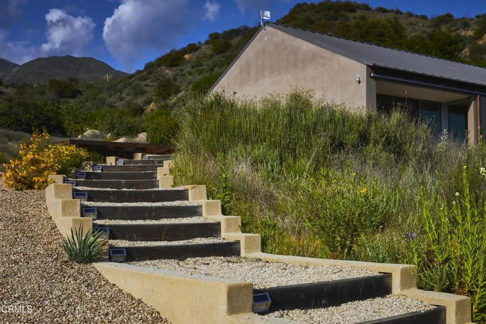 12179 Koenigstein Road Santa Paula, CA 93060