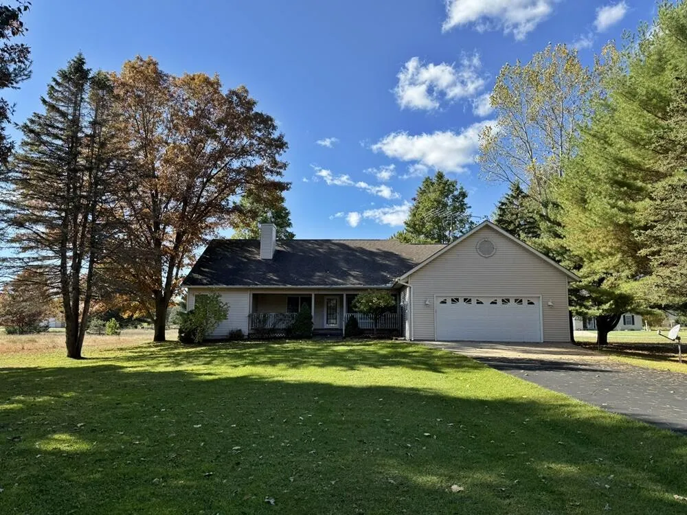 7600 Ryans Run Canadian Lakes, MI 49346