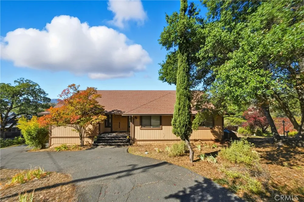 16261 Conestoga Road Hidden Valley Lake, CA 95467