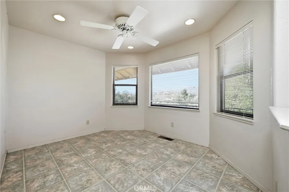 16261 Conestoga Road Hidden Valley Lake, CA 95467