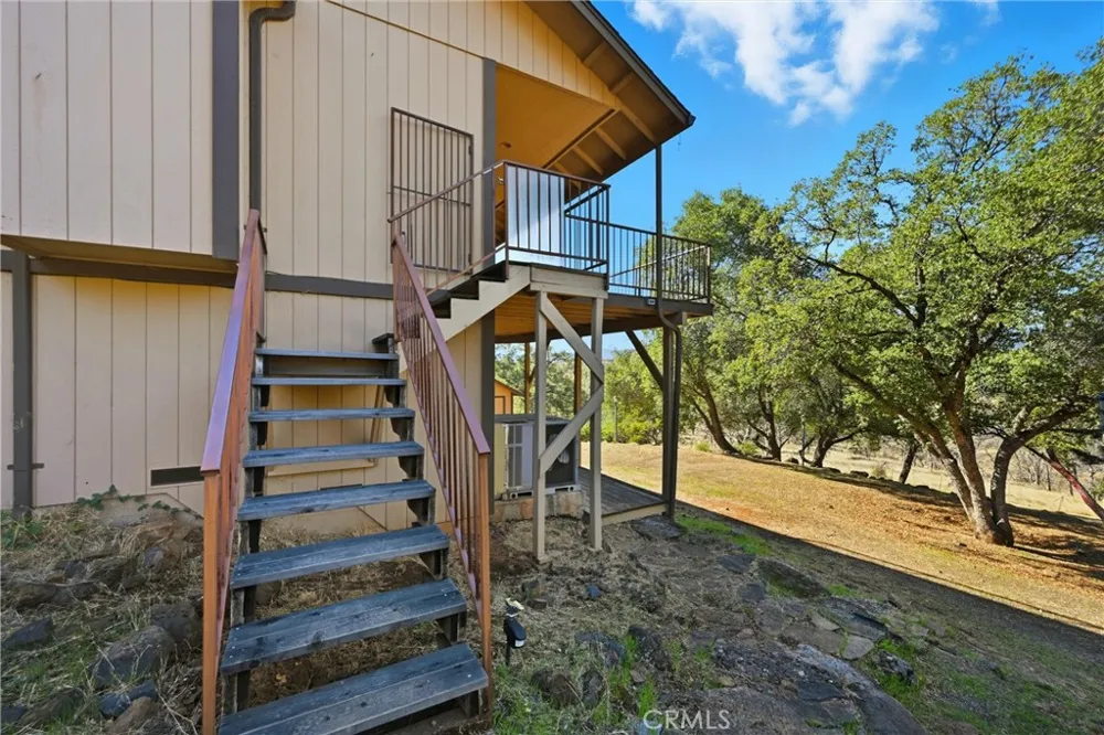 16261 Conestoga Road Hidden Valley Lake, CA 95467